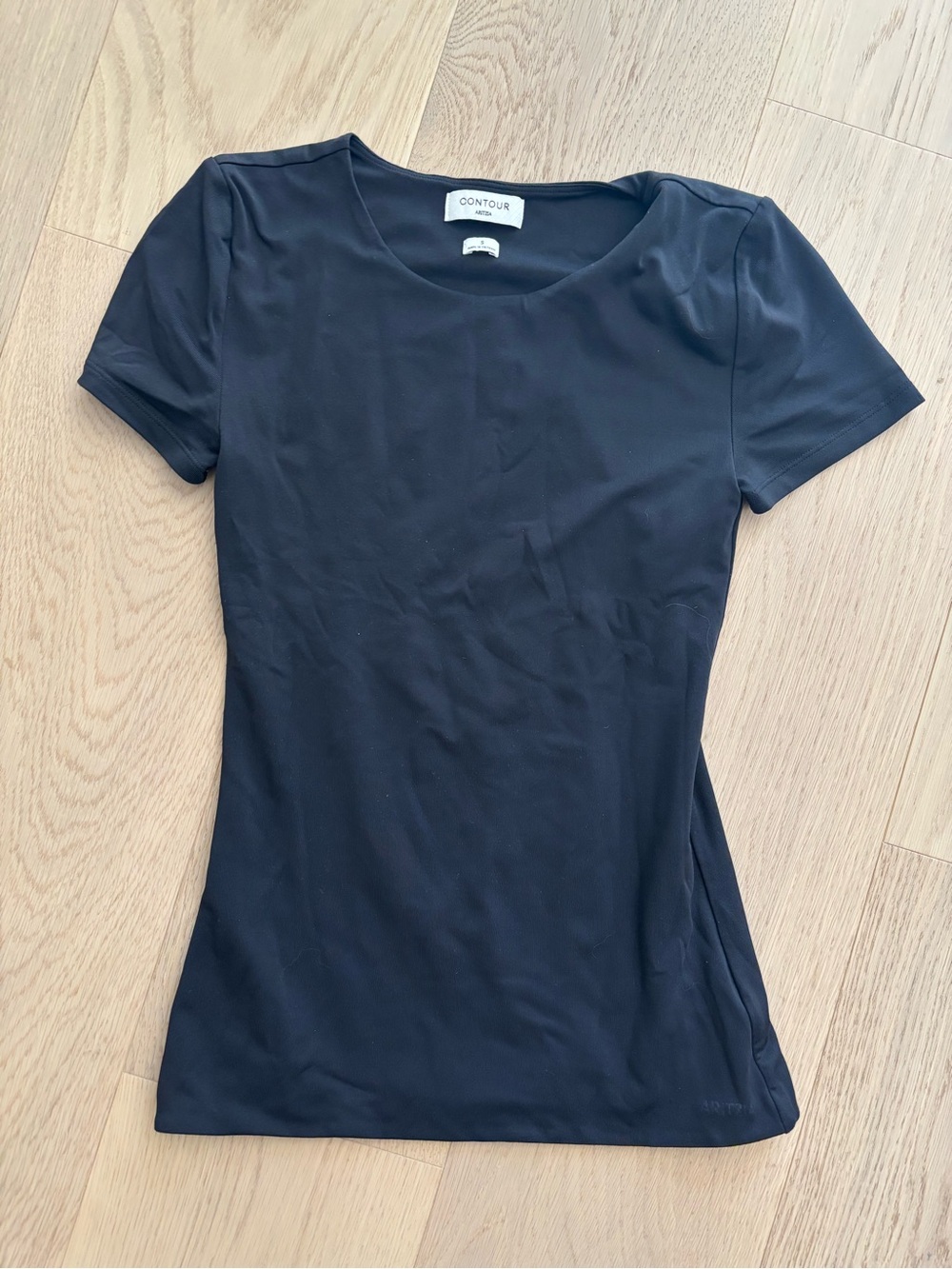 Aritzia Contour Black Short Sleeve Tee